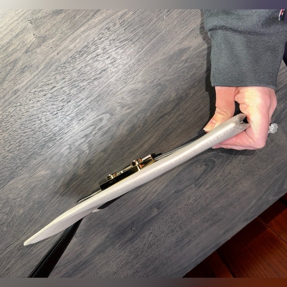 Furla Metropolis Envelope Cream and Black Clutch with Gold Hardware BEAUTIFUL! - Picture 6 of 11